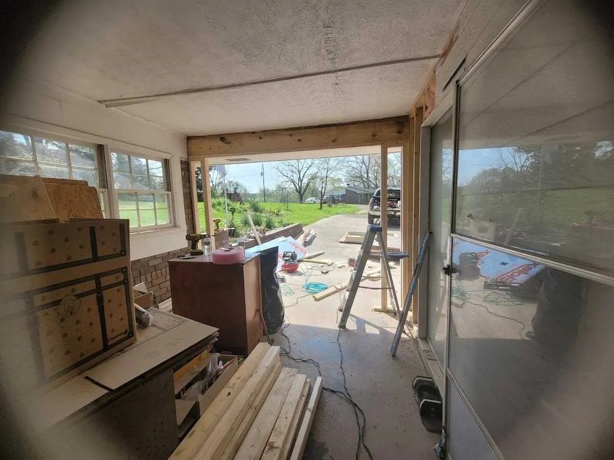 Air movers and dehumidifier for Water Mitigation Services in Estacada